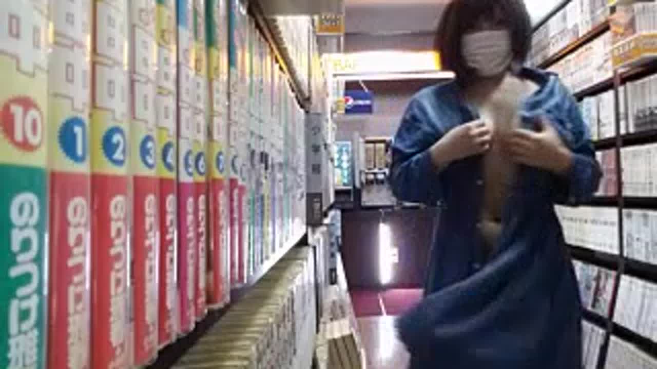 ネットカフェで変態淫乱ギャルが全裸で大胆露出オナニーします。初めての場所??なので今日もたくさんいぢめて下さい❤応援してください♥ - FC2 Video (Adult)