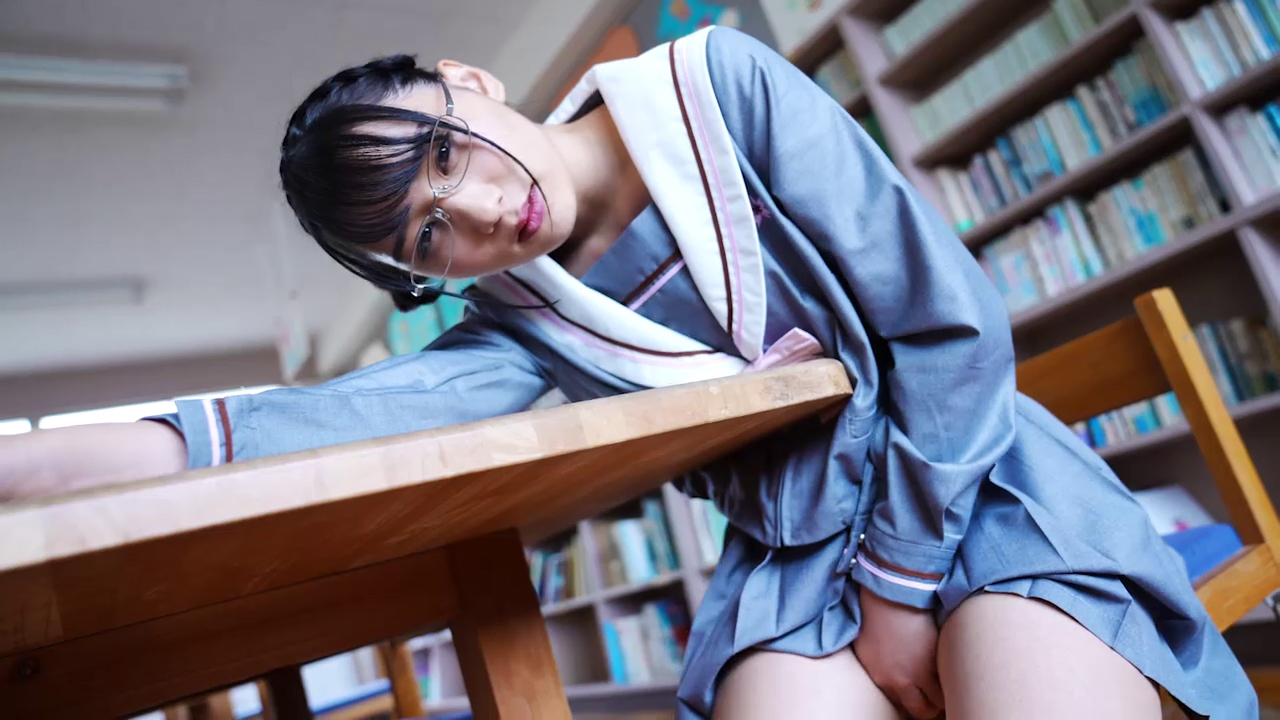 天羽成美「私立Smash学園・学級委員長」サンプル - FC2 Video (Adult)